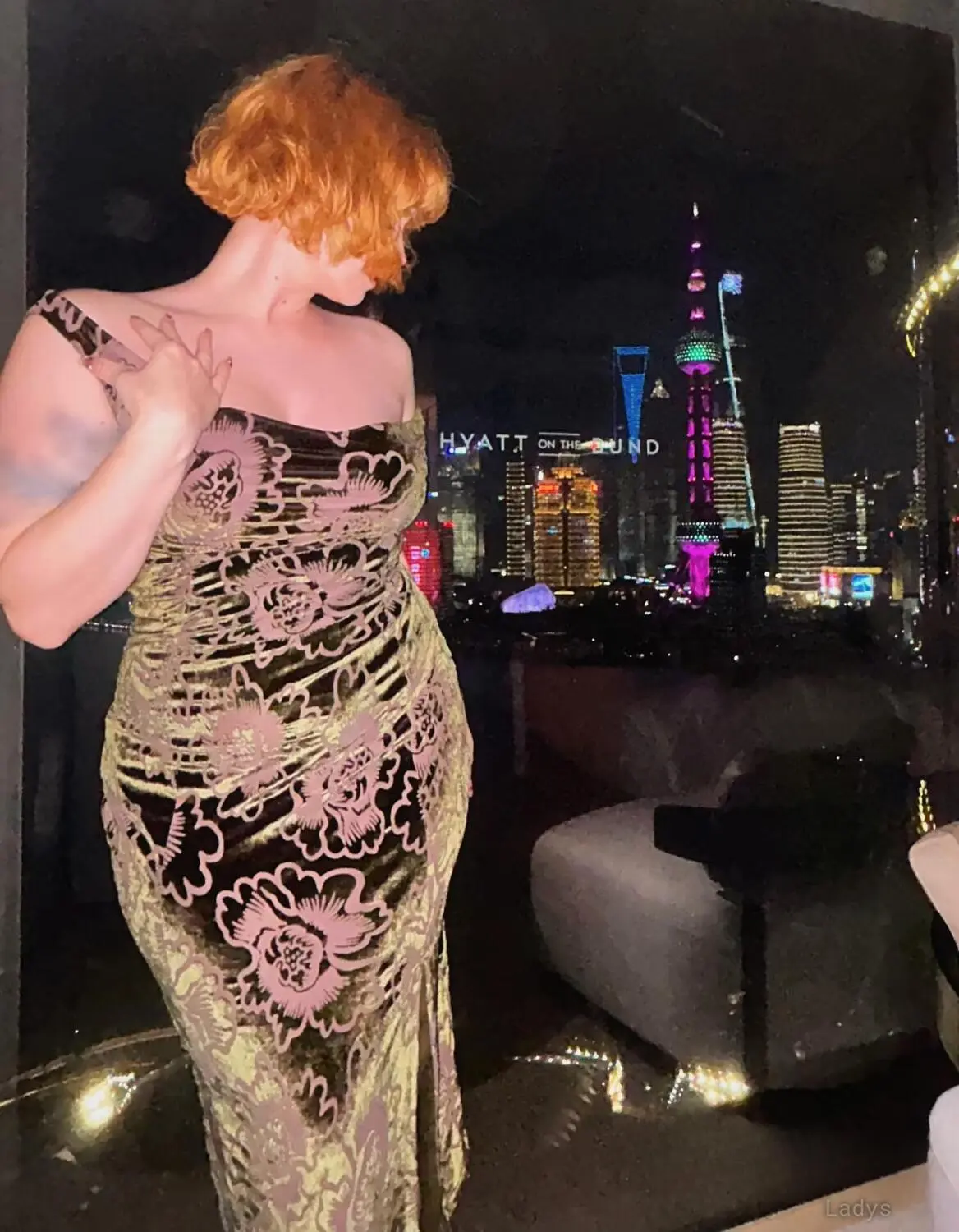 Olive, 20 years beautiful nude Sacramento escorts girl, height 160 sm, Weight 67 kg