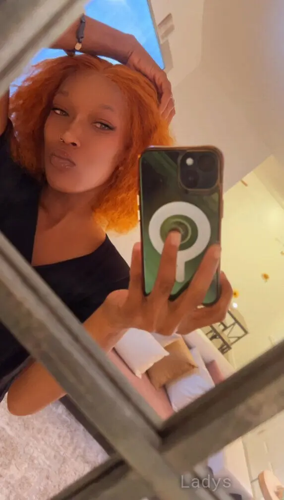 Pretty Brown, 28 years beautiful nude Sacramento escorts girl, height 153 sm, Weight 48 kg