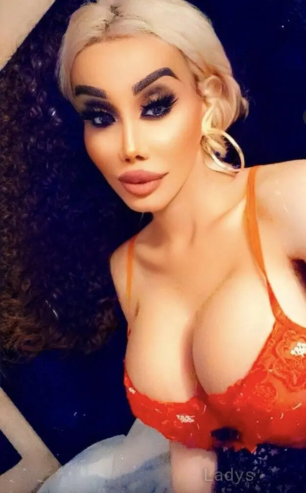 Sabrina, 26 years beautiful nude Sacramento escorts girl, height 168 sm, Weight 76 kg