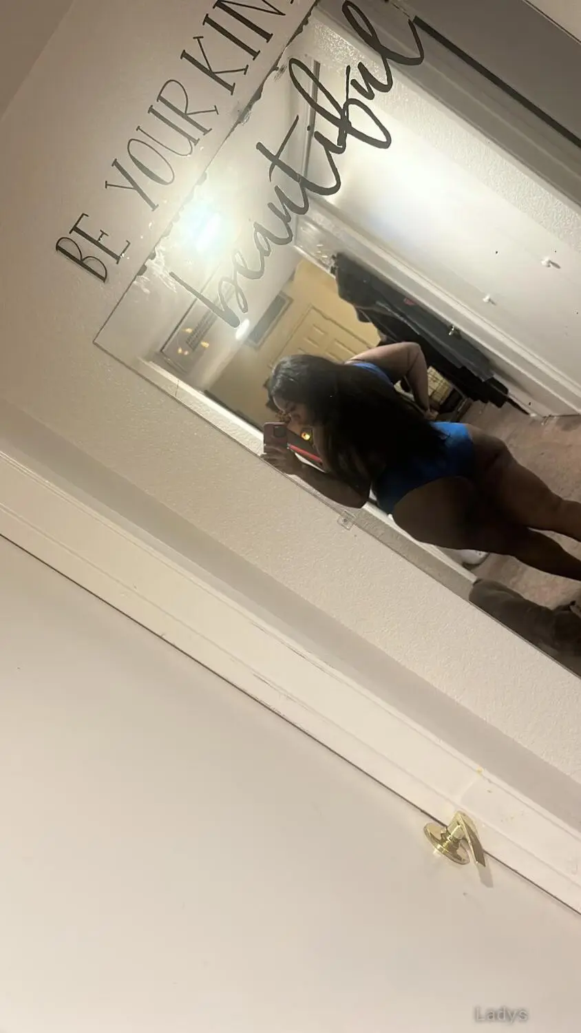 Tiara, 20 years beautiful nude Sacramento escorts girl, height 160 sm, Weight 97 kg