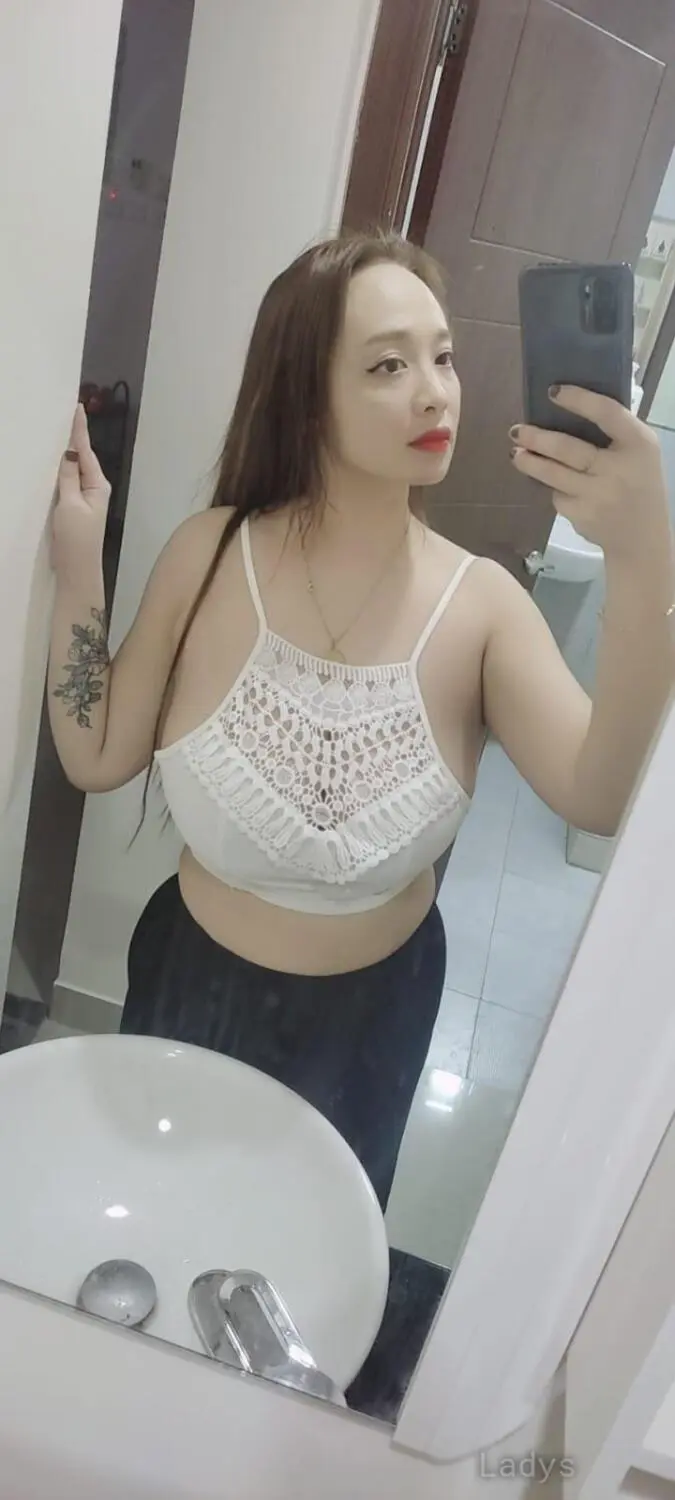 Jessica, 25 years old Salalah escort girl with big tits, height 168 sm, Weight  kg