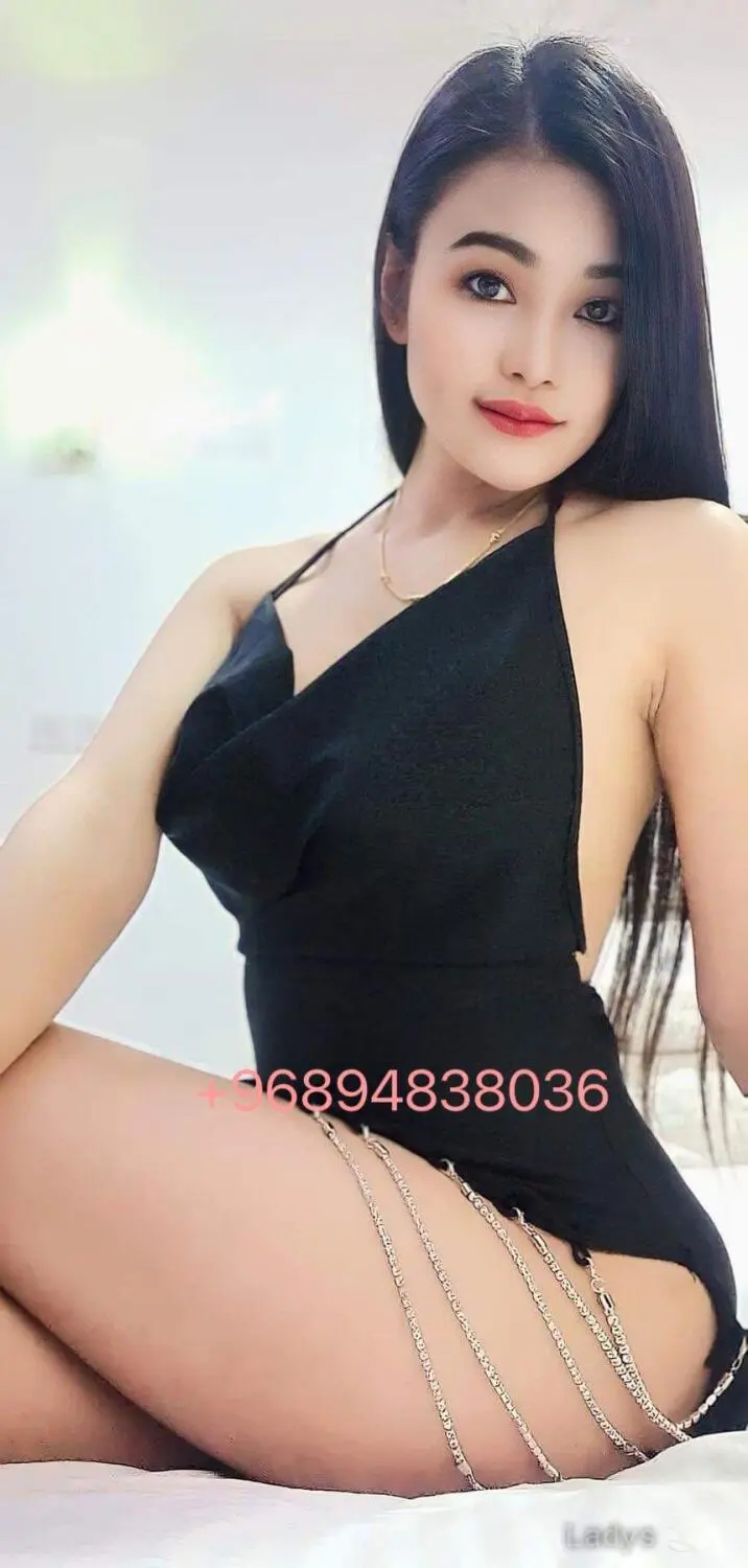 Kulis, 26 years old Salalah escort girl with big tits, height 158 sm, Weight  kg