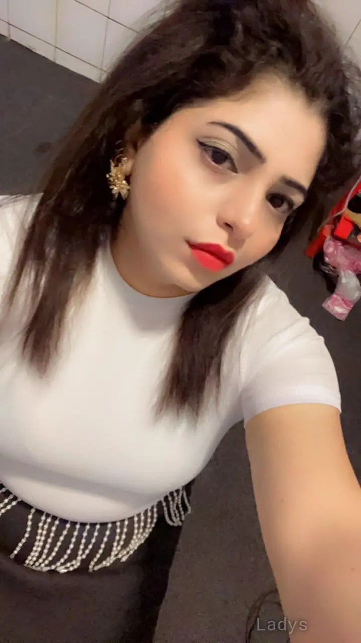Sana,  years old Salalah escort girl with big tits, height  sm, Weight  kg