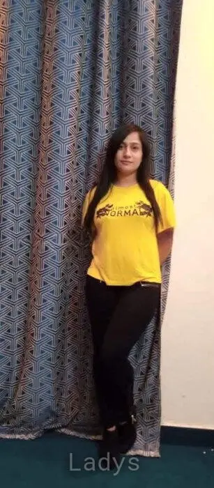 Geeta, 24 years beautiful nude Salalah escorts girl, height 168 sm, Weight 75 kg