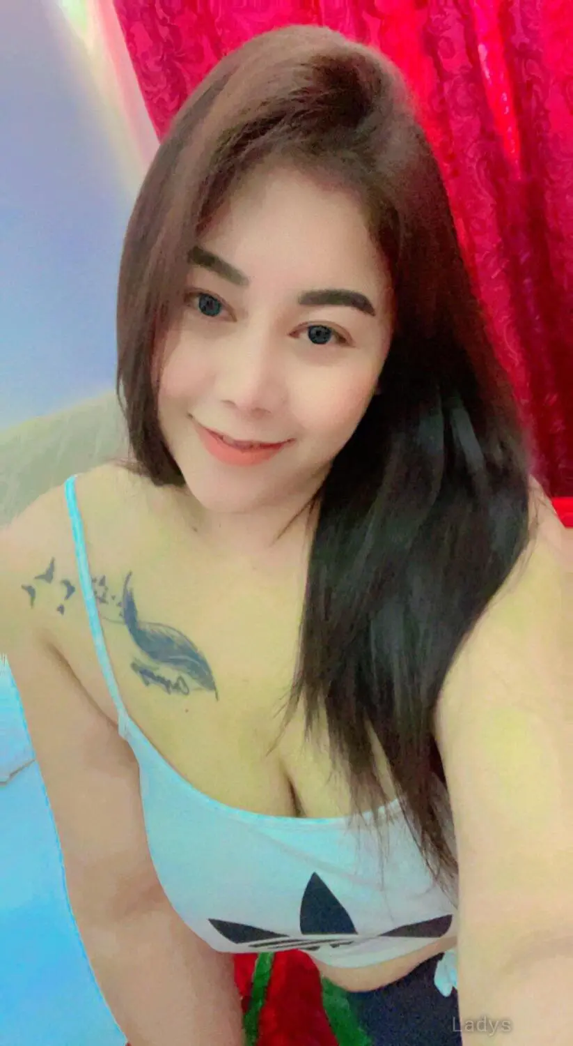 Onr, 32 years beautiful nude Salalah escorts girl, height 157 sm, Weight  kg