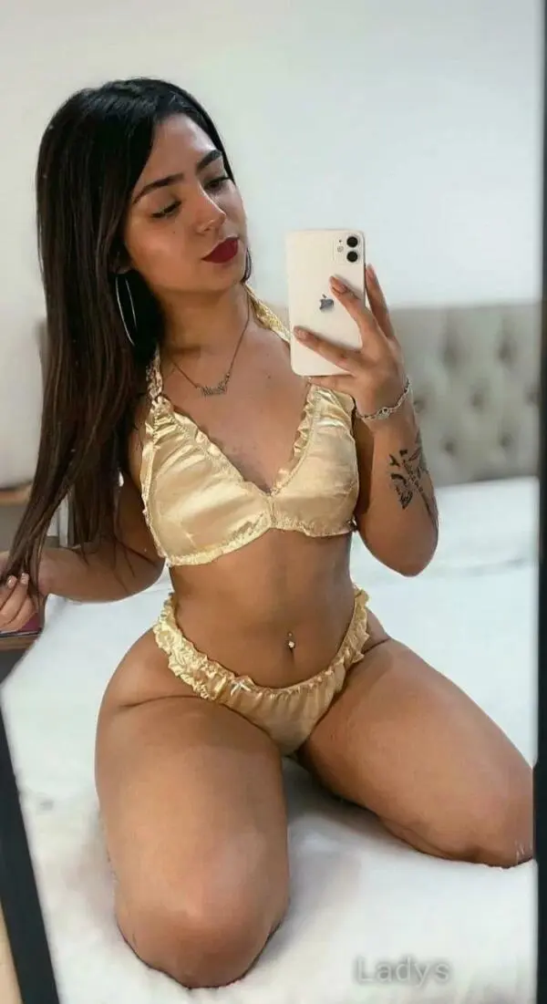 Mara, 26 years beautiful nude Saltillo escorts girl, height 162 sm, Weight 52 kg