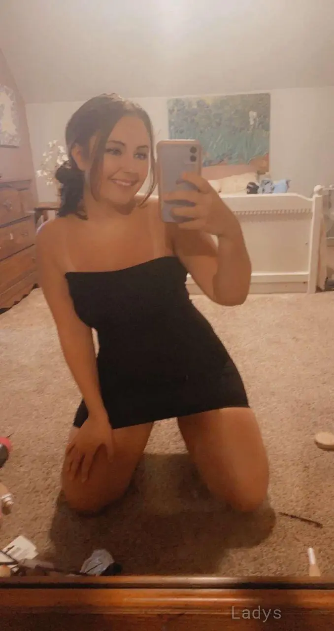 Amy, 25 years beautiful nude San Antonio escorts girl, height 163 sm, Weight 62 kg