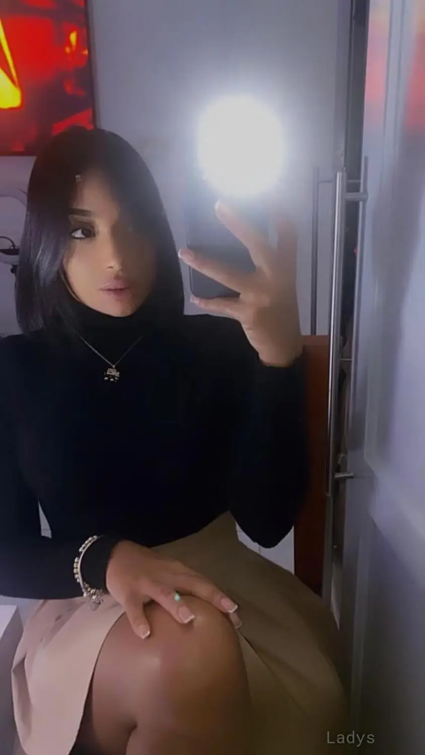 Kim indian, 19 years beautiful nude San Antonio escorts girl, height 158 sm, Weight 58 kg