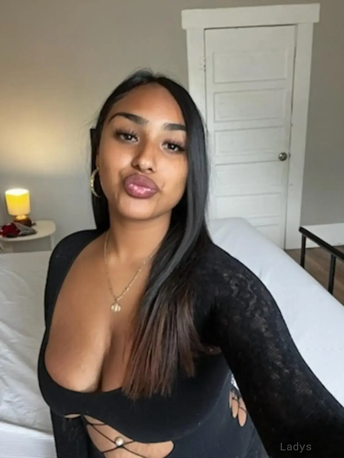 STAR, 19 years beautiful nude San Antonio escorts girl, height 159 sm, Weight 68 kg