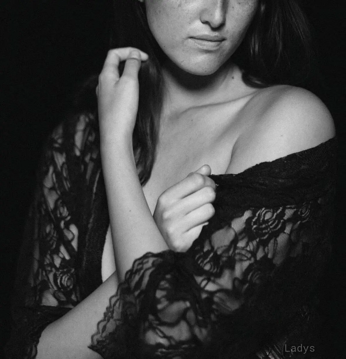 June, 30 years old San Diego escort girl with big tits, height 181 sm, Weight 51 kg