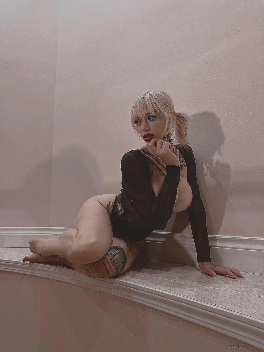 Pinup Pixie, 28 years old San Diego escort girl with big tits, height 165 sm, Weight 55 kg