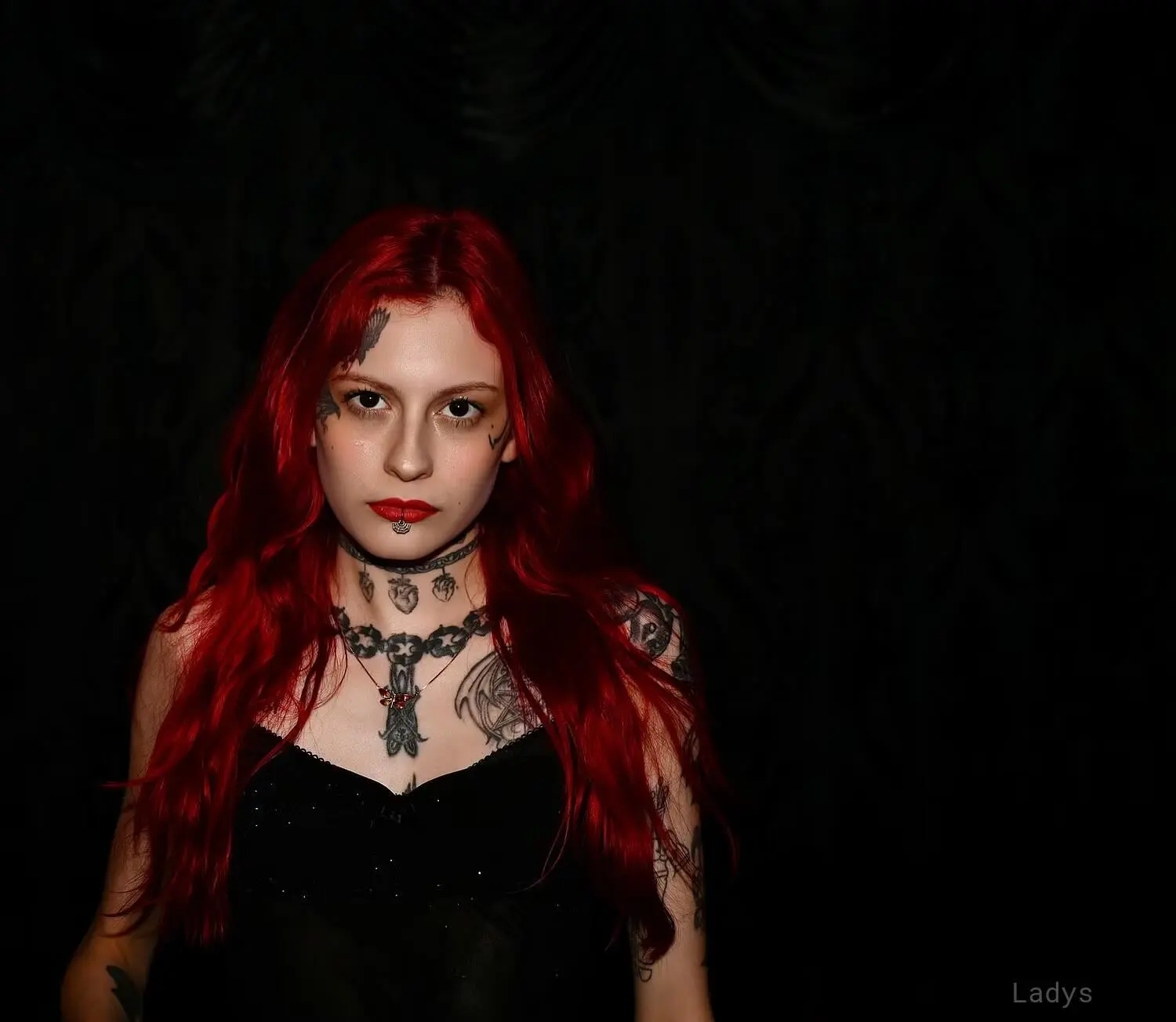 Lark, 22 years beautiful nude San Diego escorts girl, height 164 sm, Weight 49 kg
