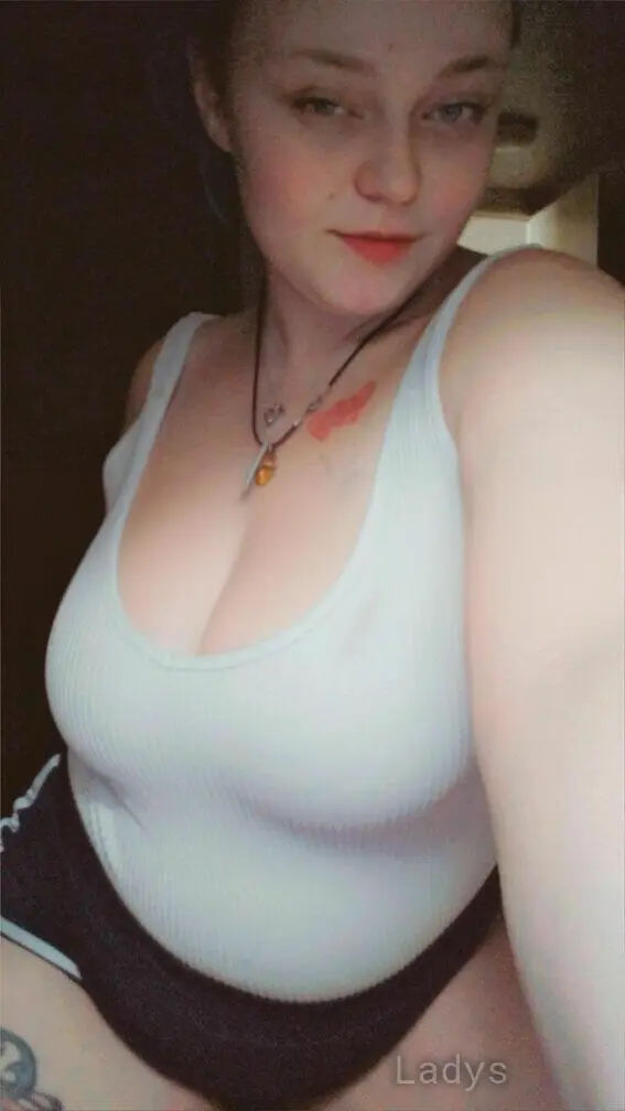 Lexeys Lovely, 25 years beautiful nude San Diego escorts girl, height 155 sm, Weight 71 kg