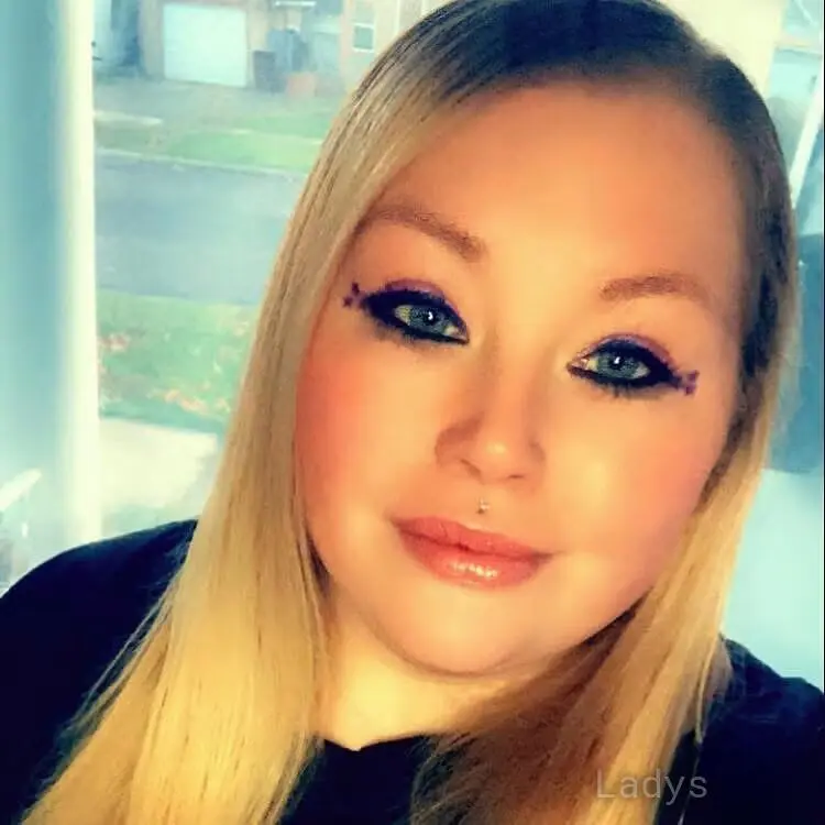 Paige Jolie, 30 years beautiful nude San Diego escorts girl, height 158 sm, Weight 81 kg