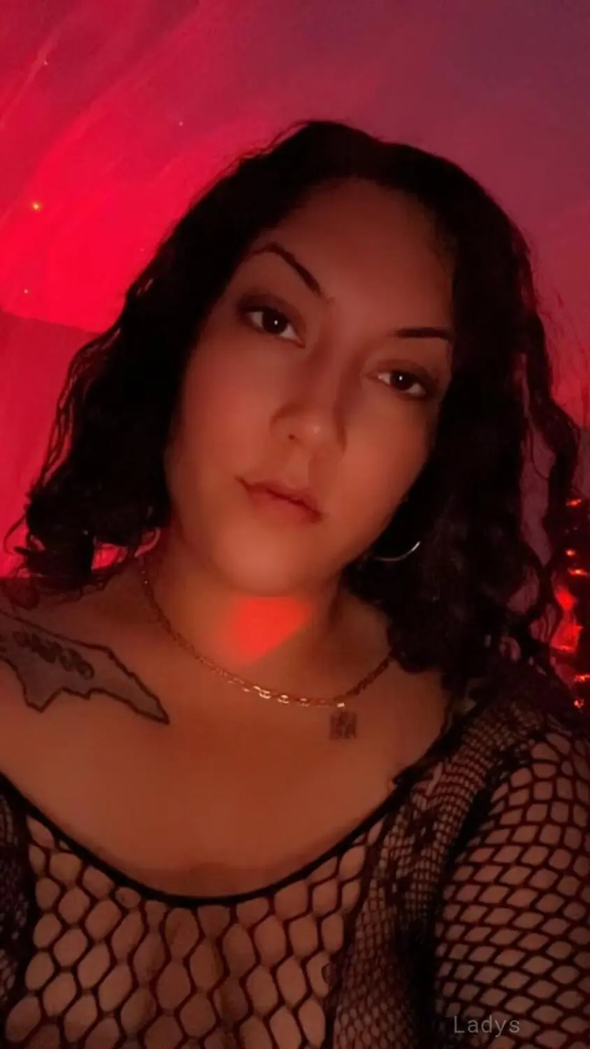 Poison ivy, 36 years beautiful nude San Diego escorts girl, height 168 sm, Weight 67 kg