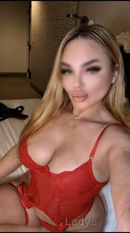 Marina32, 29 years beautiful nude San Fernando Valley escorts girl, height 168 sm, Weight 55 kg