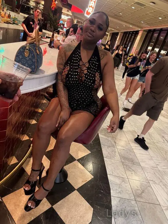 Paris, 27 years beautiful nude San Francisco escorts girl, height 155 sm, Weight 81 kg