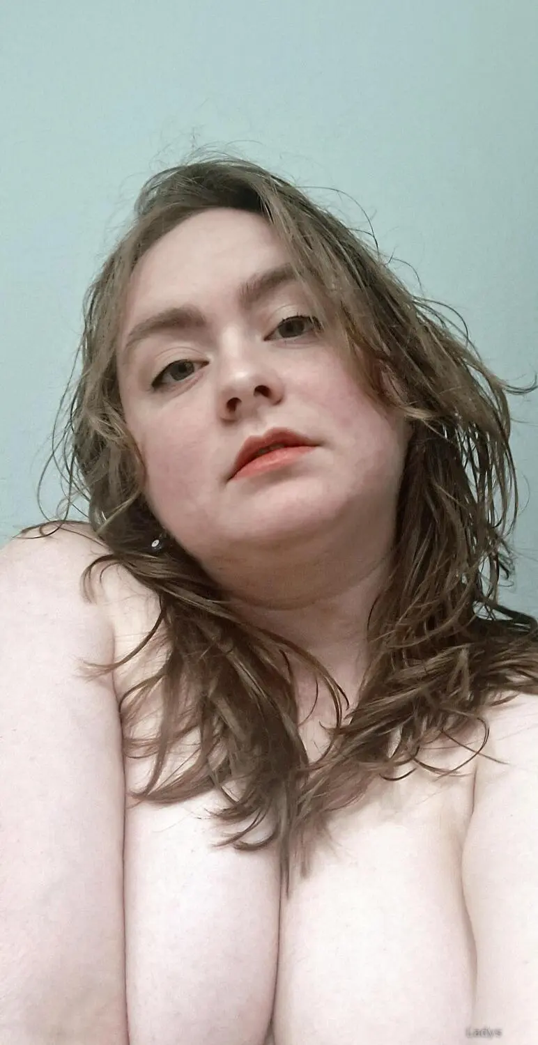 Jesse Quinn, 23 years beautiful nude San Jose escorts girl, height 157 sm, Weight 75 kg