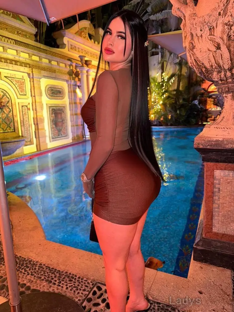 Mia, 21 years beautiful nude San Jose escorts girl, height 174 sm, Weight 58 kg