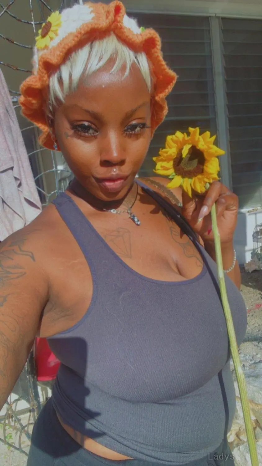 Dinero, 29 years old San Juan escort girl with big tits, height 173 sm, Weight kg