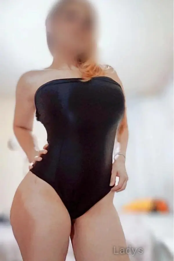 Anahi, 25 years beautiful nude San Luis Potosí escorts girl, height 161 sm, Weight 53 kg