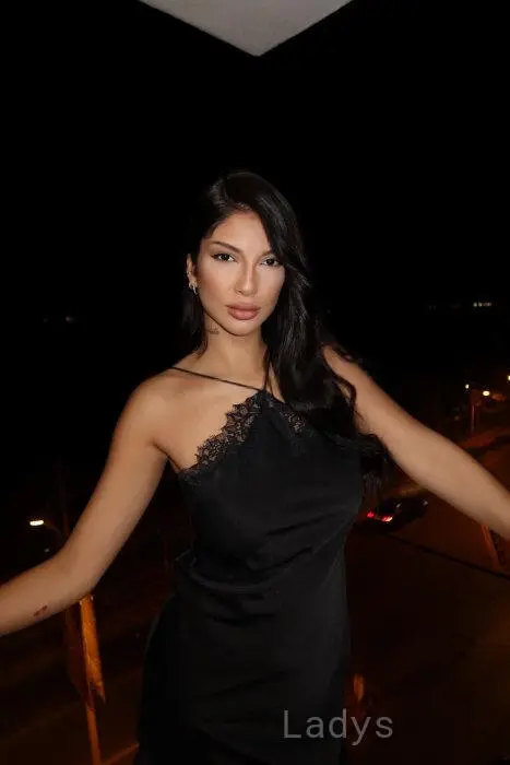 Annie, 26 years beautiful nude Sao Paulo escorts girl, height 175 sm, Weight 60 kg