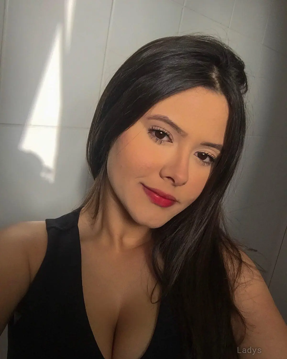 Beatriz Bianca, 26 years beautiful nude Sao Paulo escorts girl, height 167 sm, Weight 65 kg