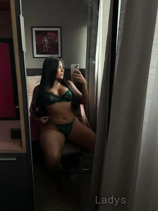 Bella Rodriguez, 27 years beautiful nude Sao Paulo escorts girl, height 164 sm, Weight 59 kg
