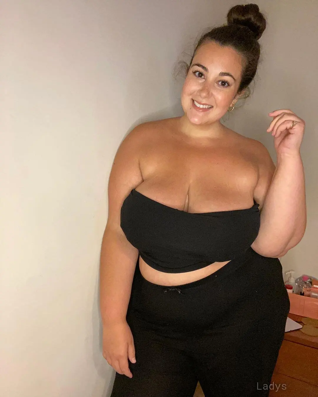 Emily00jones, 31 years old Seattle escort girl with big tits, height 167 sm, Weight 80 kg