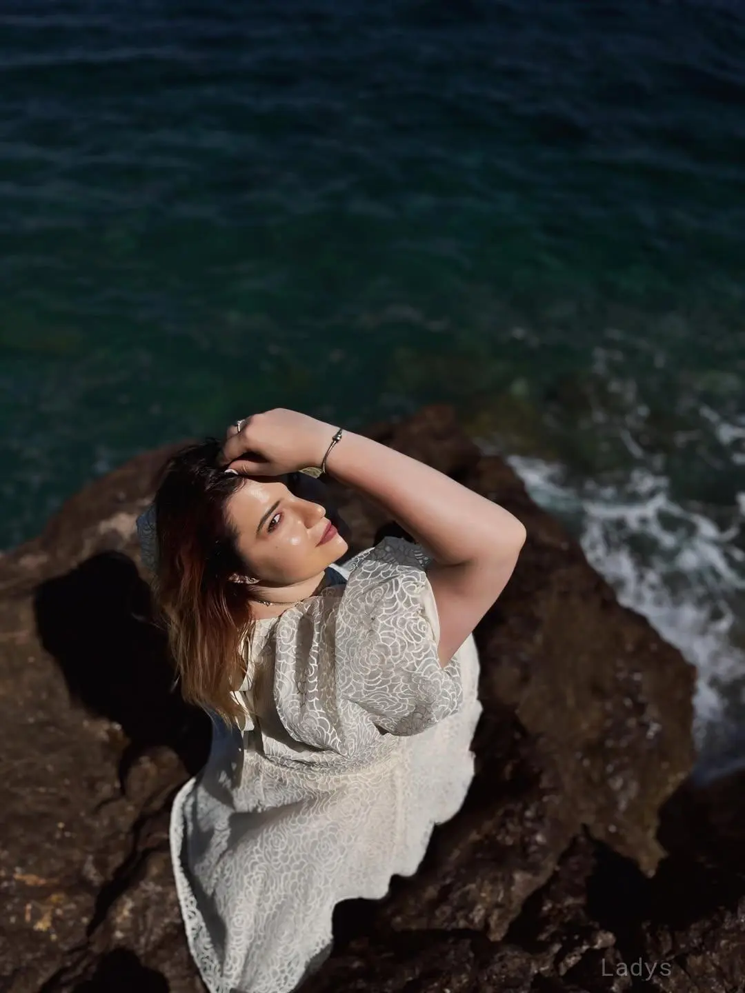Alice Will, 31 years beautiful nude Seattle escorts girl, height 165 sm, Weight 71 kg