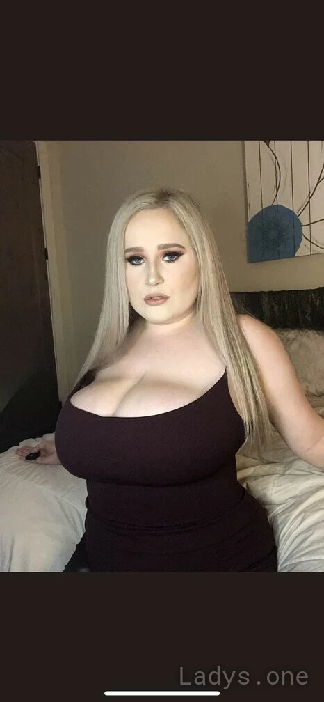 Pregnant Escort Seattle