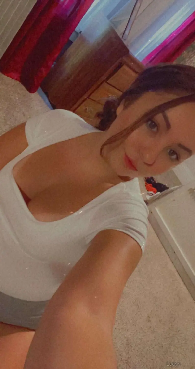 Dana pinkley, 25 years beautiful nude Seattle escorts girl, height 165 sm, Weight 75 kg