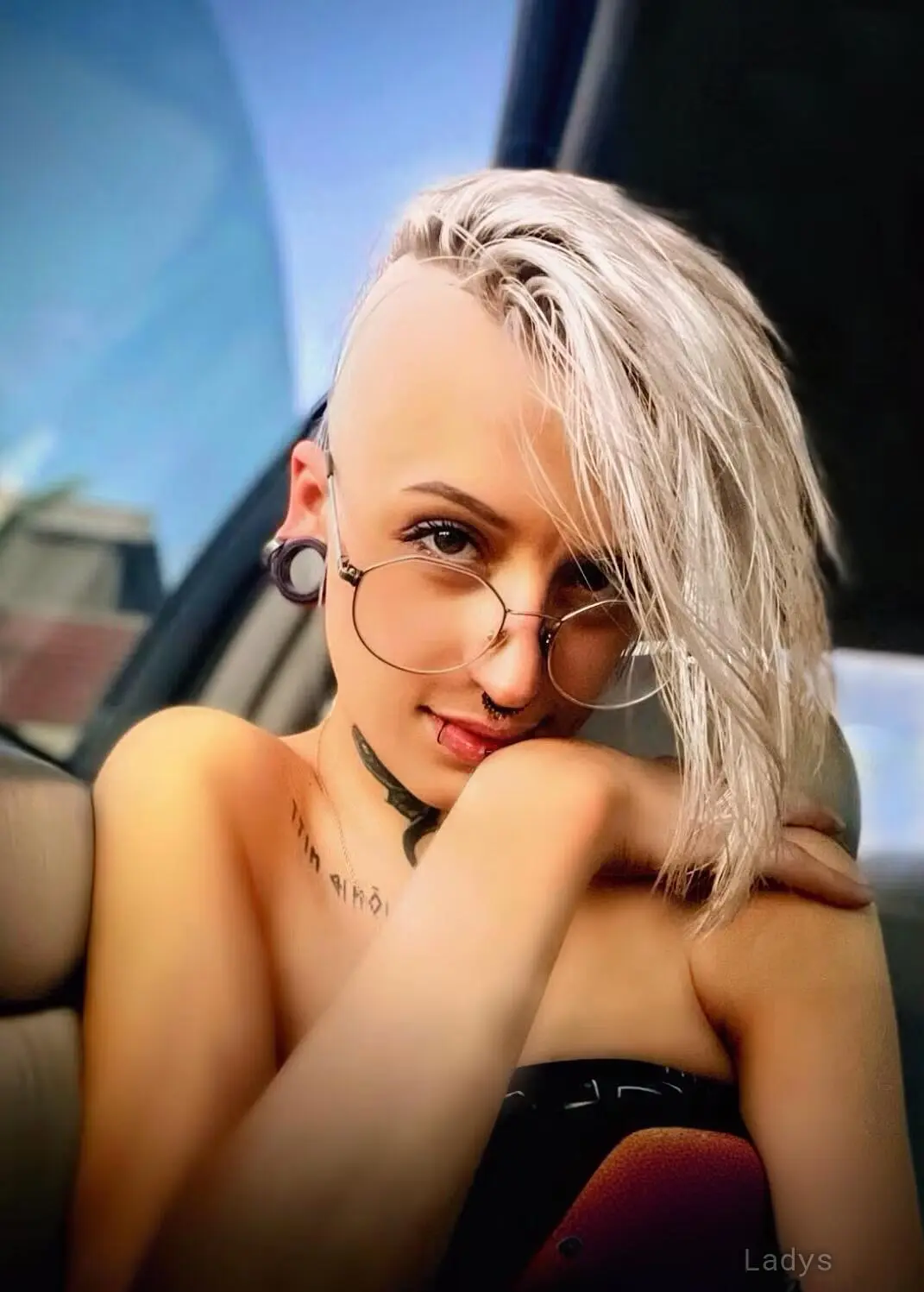Kalico, 20 years beautiful nude Seattle escorts girl, height 183 sm, Weight 59 kg