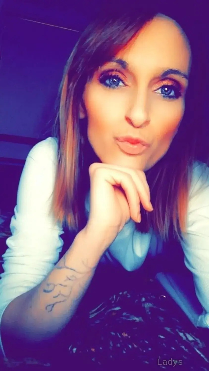 OLIVIA GIFFORD, 29 years beautiful nude Seattle escorts girl, height 173 sm, Weight 54 kg