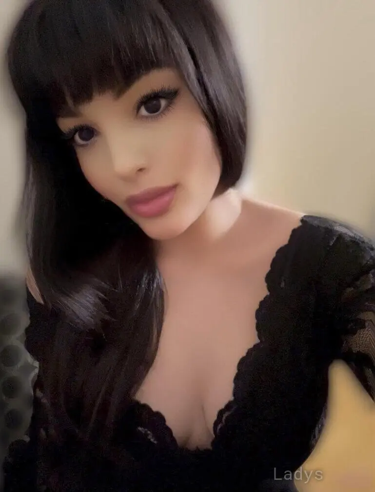 Sarafina, 26 years beautiful nude Seattle escorts girl, height 159 sm, Weight 57 kg