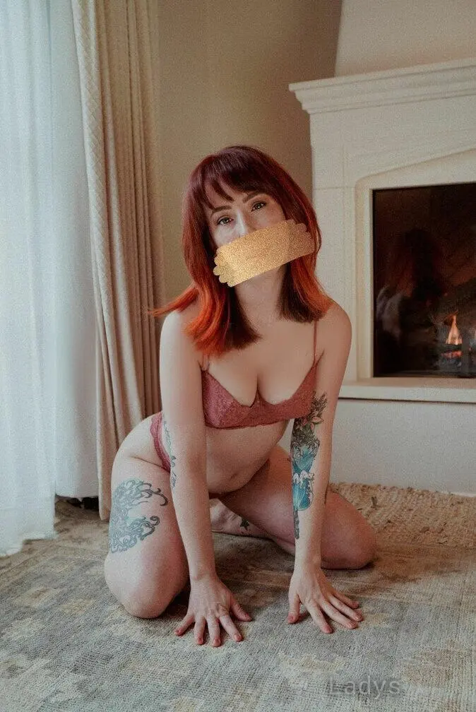Serafina Wilde, 30 years beautiful nude Seattle escorts girl, height 168 sm, Weight 59 kg