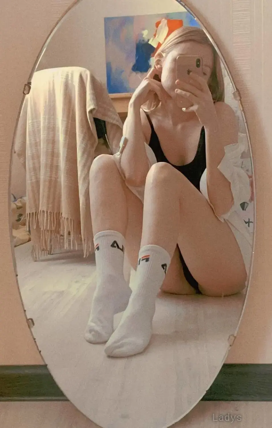 Alice, 20 years old Seoul escort girl with big tits, height 164 sm, Weight 56 kg