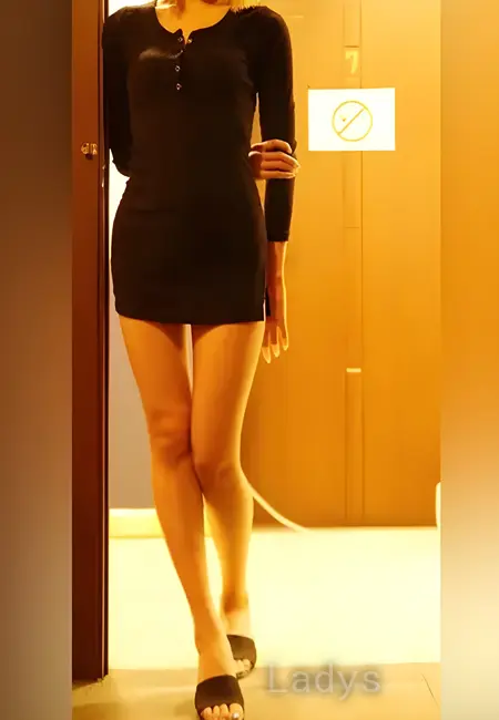 Top Seoul Escort Agency (Cosplay), 21 years beautiful nude Seoul escorts girl, height 165 sm, Weight 47 kg