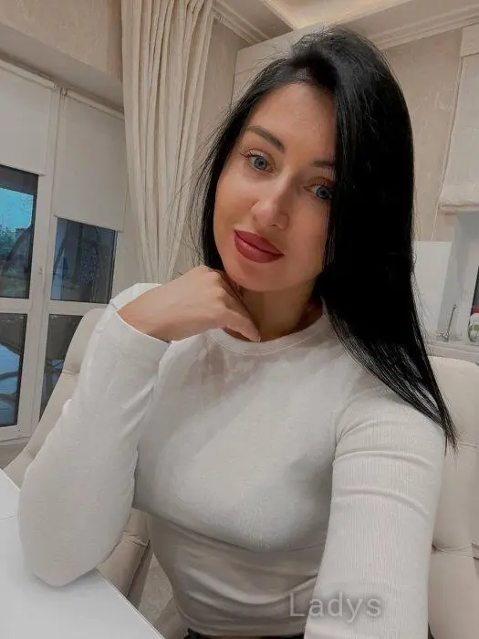 Sasha, 25 years beautiful nude Shanghai escorts girl, height 174 sm, Weight 49 kg