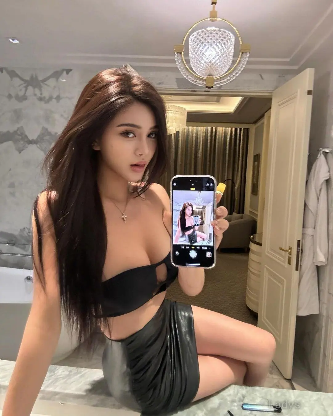 sophia, 24 years beautiful nude Shanghai escorts girl, height 167 sm, Weight 47 kg