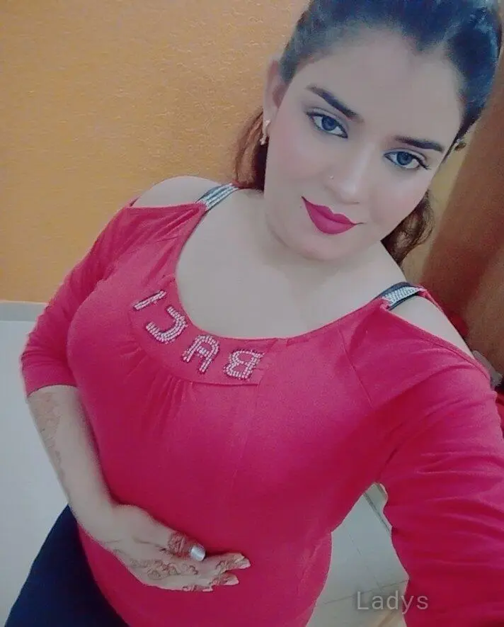 Neha, 23 years old Sharjah escort girl with big tits, height 167 sm, Weight  kg