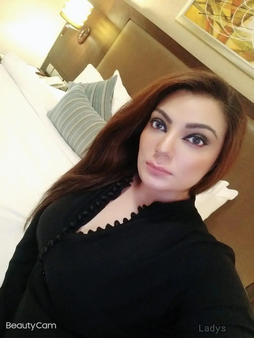 Sarah, 24 years old Sharjah escort girl with big tits, height 167 sm, Weight  kg