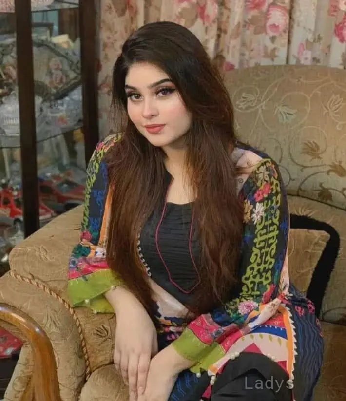 Aditi, 23 years beautiful nude Sharjah escorts girl, height 159 sm, Weight  kg