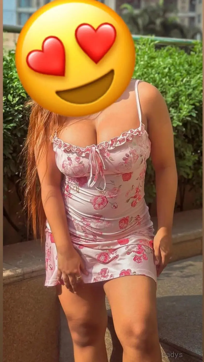 Mia, 25 years beautiful nude Sharjah escorts girl, height sm, Weight kg