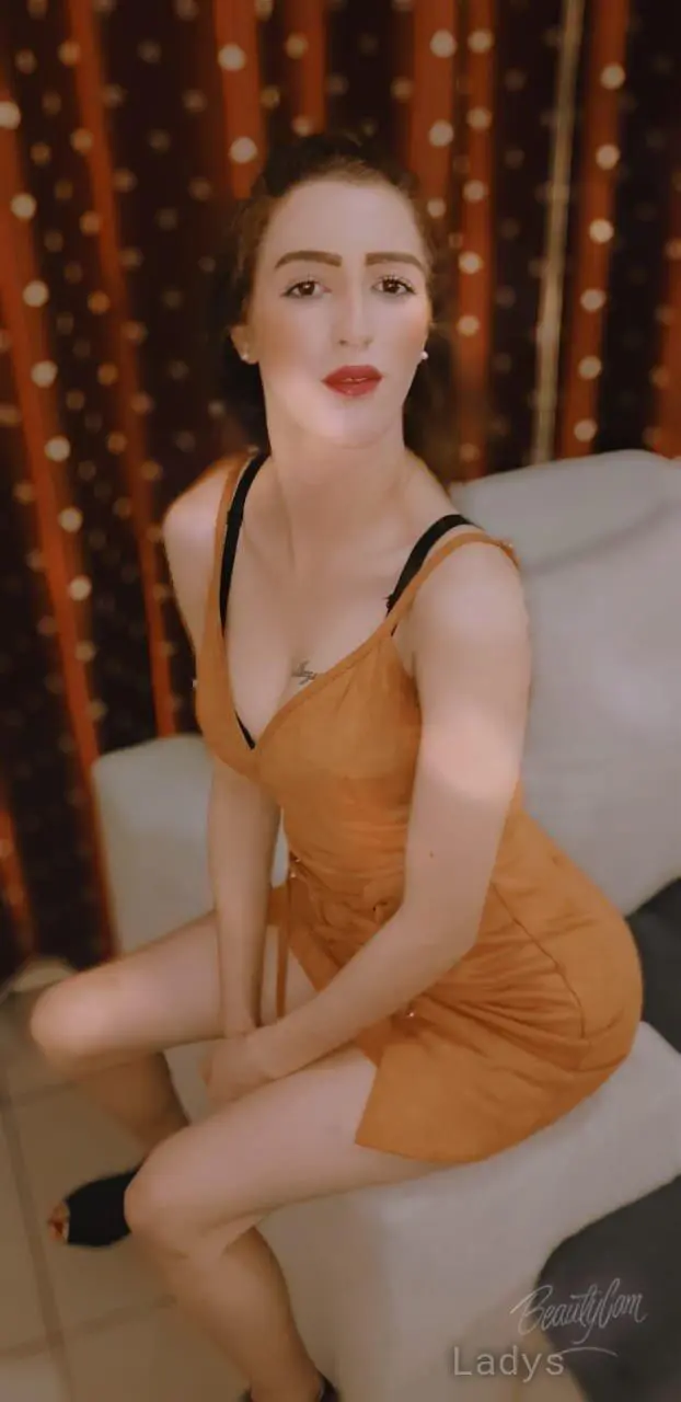 Naila,  years beautiful nude Sharjah escorts girl, height  sm, Weight  kg