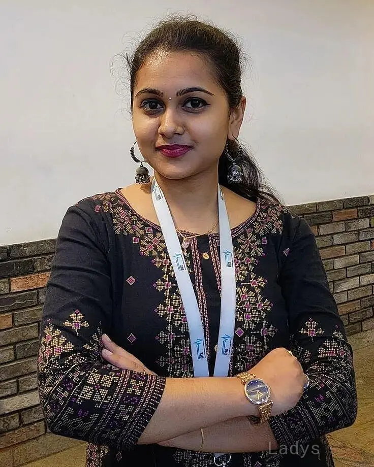 Laxsu 1, years beautiful nude Shimla escorts girl, height sm, Weight kg