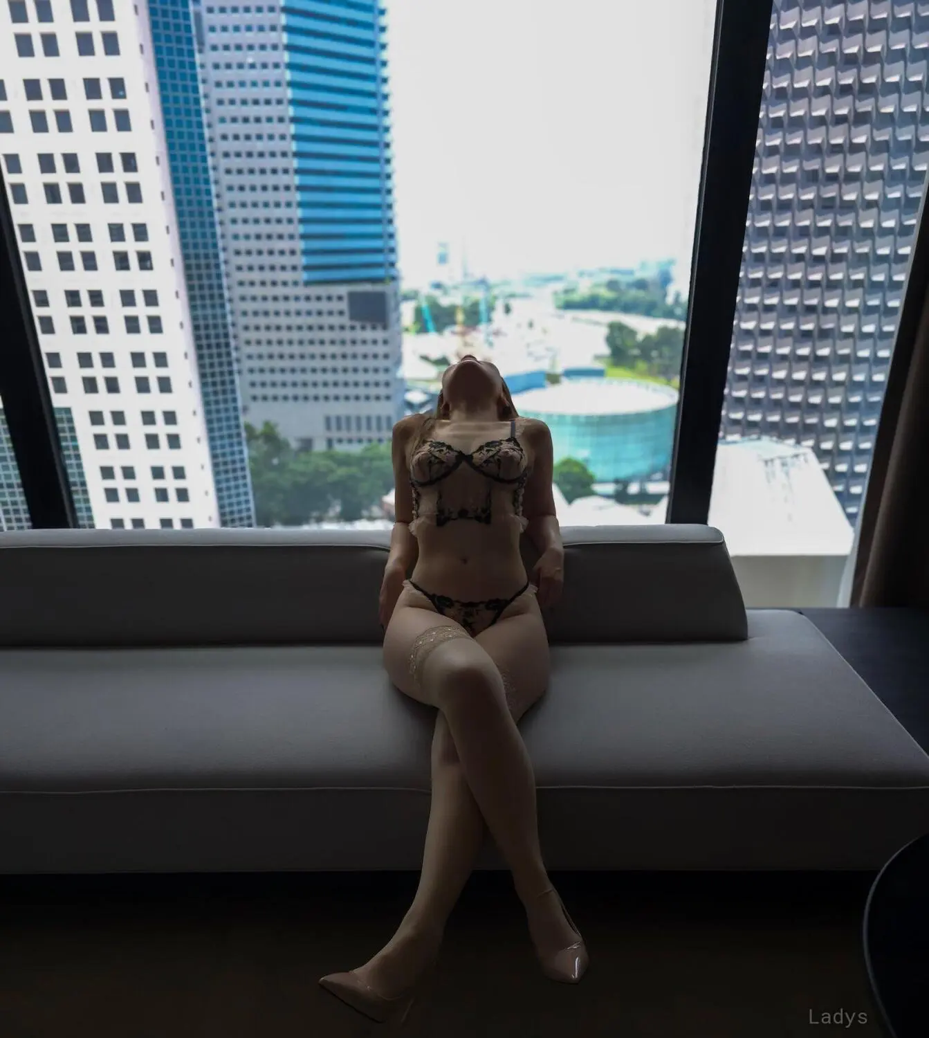 Sophia Valentine, 30 years old Singapore escort girl with big tits, height 157 sm, Weight  kg