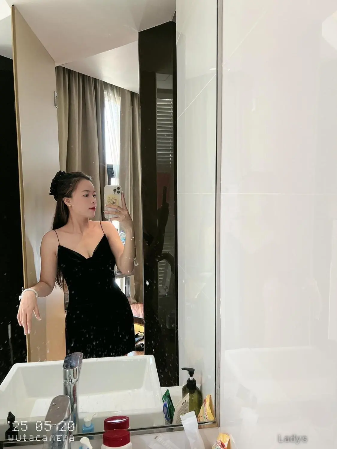 Lisa, 22 years european escort girl, height 165 sm, Weight kg, skipthegames Abha