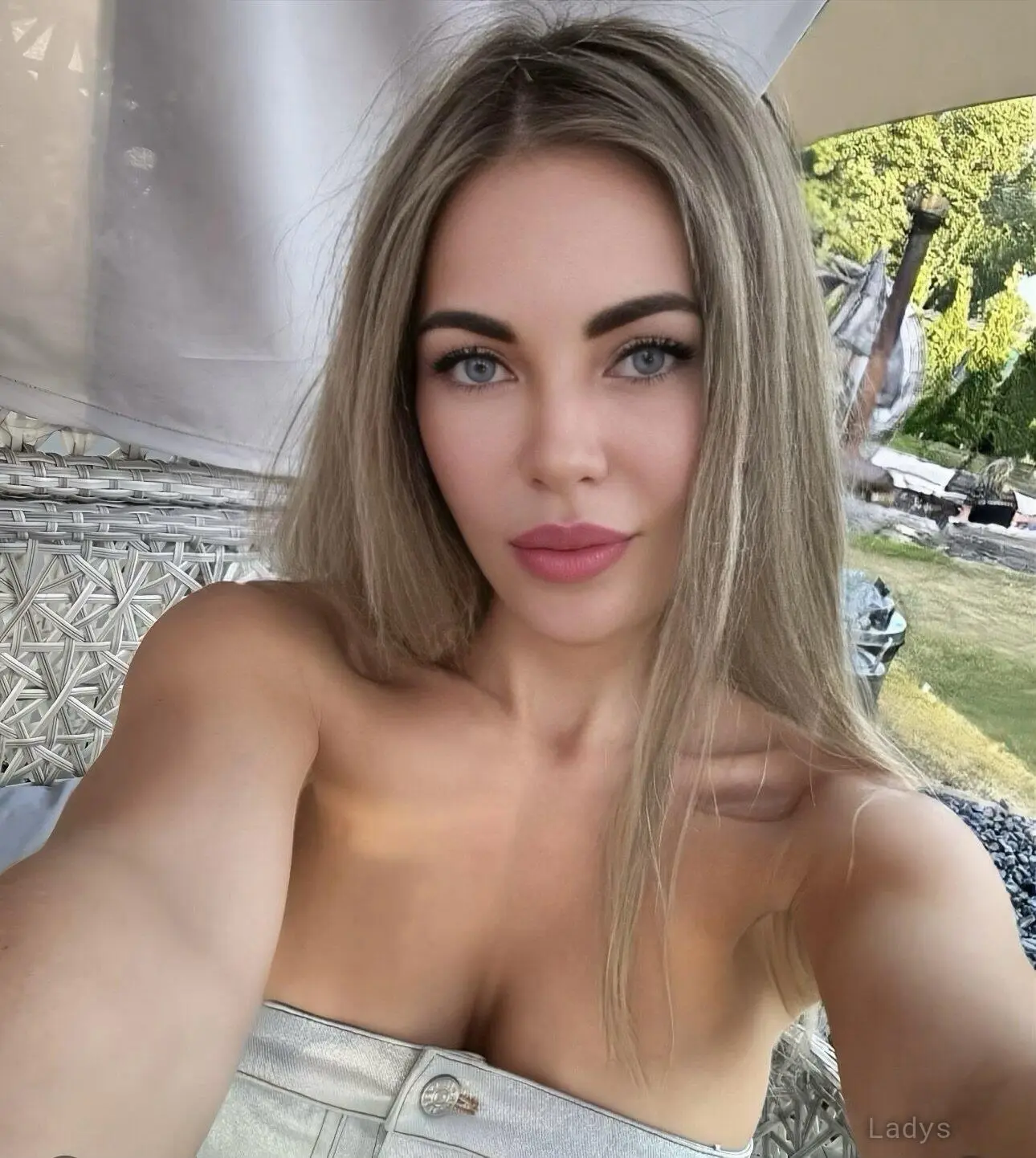 Sweety, 26 years european escort girl, height 172 sm, Weight  kg, skipthegames Cannes