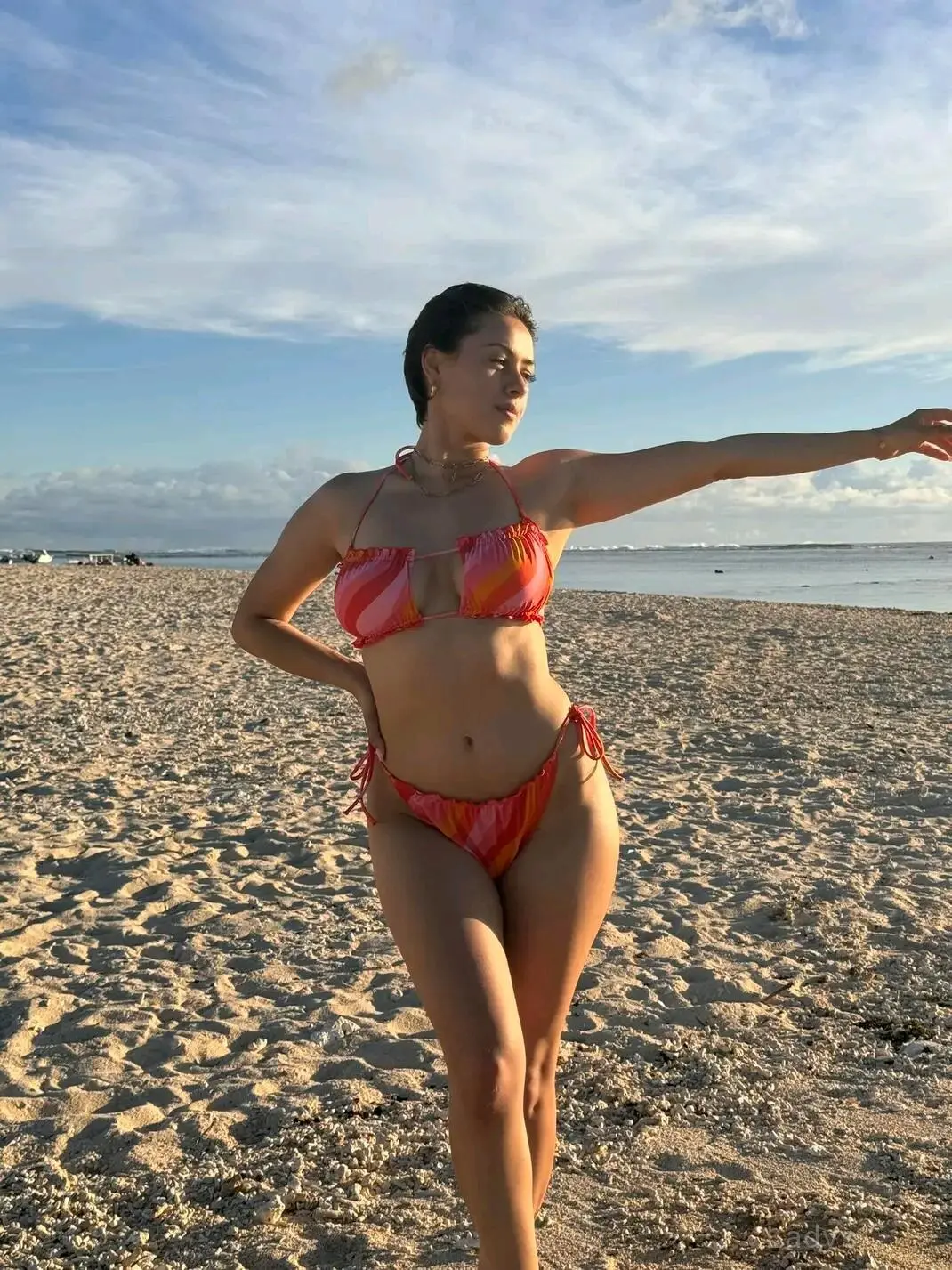 Veronique, 27 years european escort girl, height 166 sm, Weight 64 kg, skipthegames Chalon sur Saône